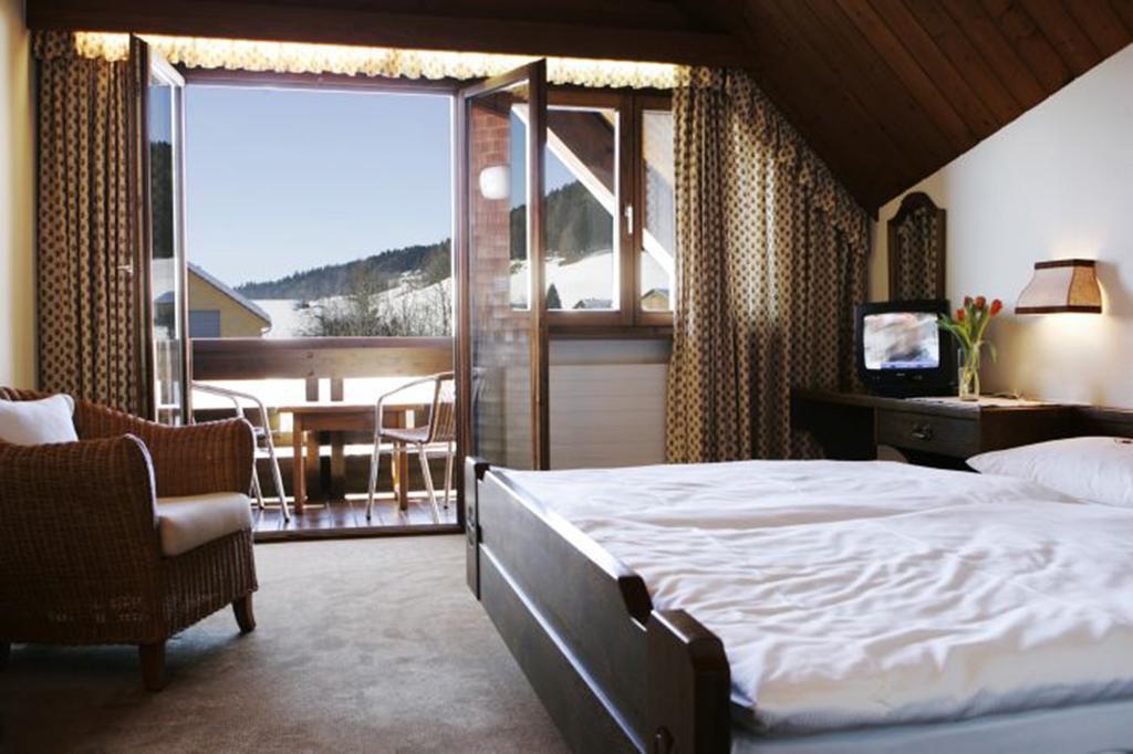 Hotel Gasthof Krone Hittisau Room photo
